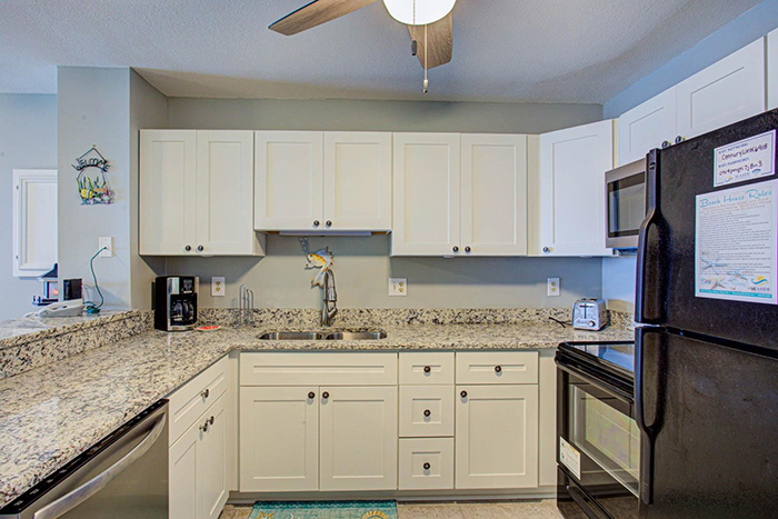 Sands Shamrock Makeover - Kitchen